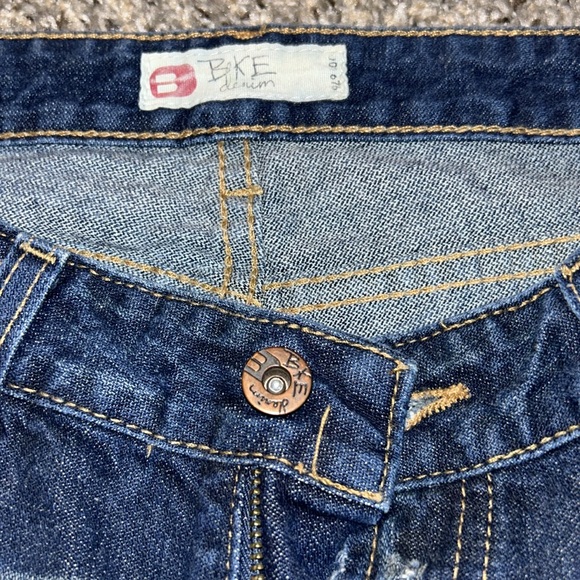 BKE Star Jeans - Picture 3 of 5